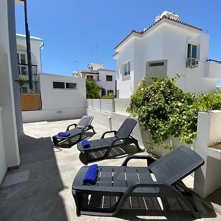 Holiday home Stylish Two Bedroom House In Near The Sea *