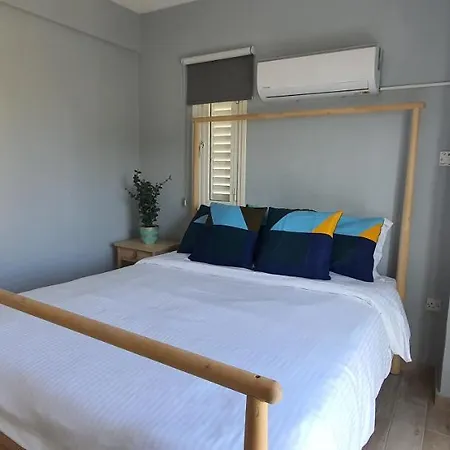 Stylish Two Bedroom House In Near The Sea